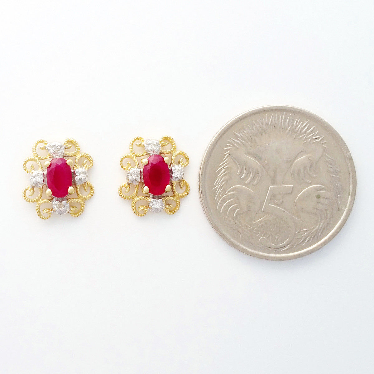 9K SOLID GOLD 0.65CT NATURAL RUBY VINTAGE STYLE EARRINGS WITH 8 DIAMONDS.