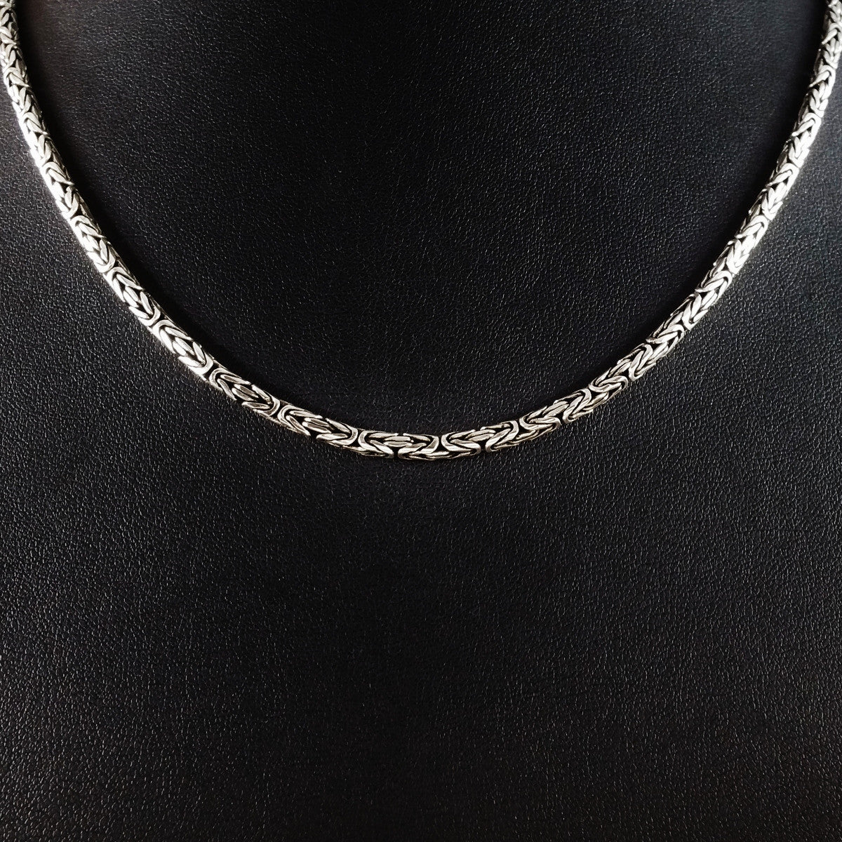 MEN'S 51 CM GENUINE SOLID STERLING SILVER ROPE LINK CHAIN NECKLACE.