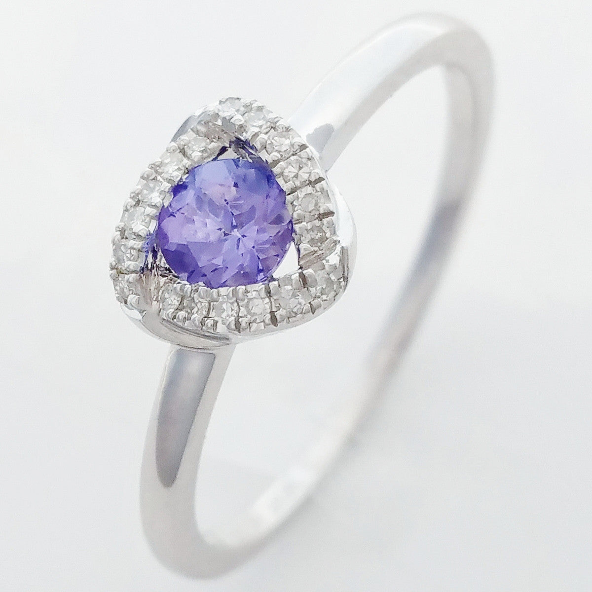 9K SOLID WHITE GOLD 0.30CT NATURAL TANZANITE HALO RING WITH 18 DIAMONDS.
