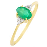 9K SOLID GOLD 0.50CT NATURAL OVAL EMERALD RING WITH 6 DIAMONDS.