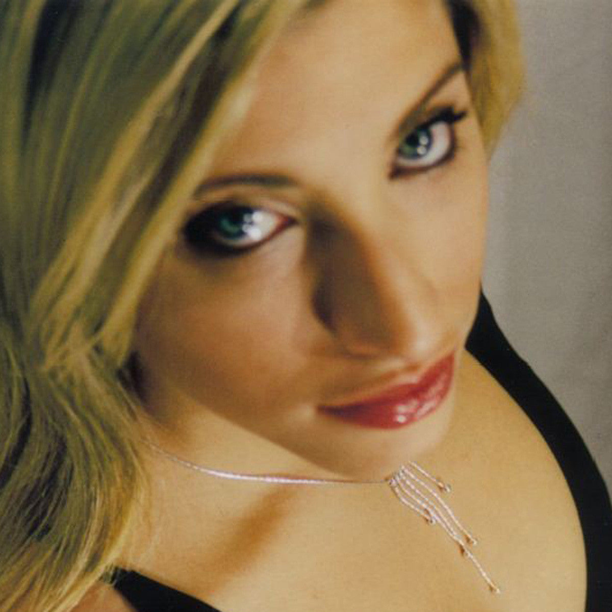 925 STERLING SILVER NECKLACE WITH FIVE FLOATING DROPS.