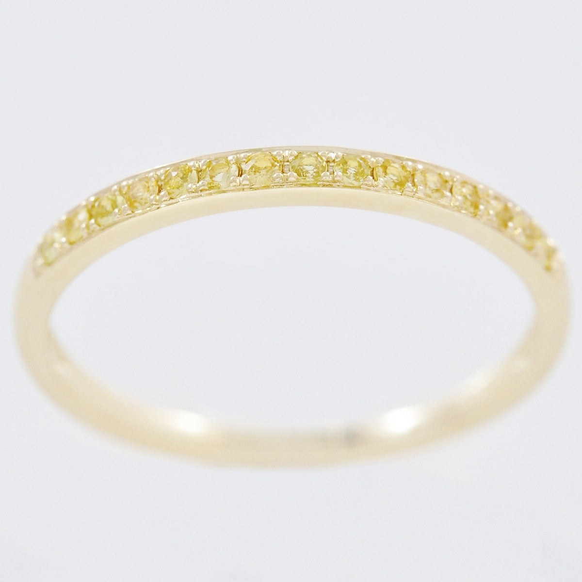 9K SOLID GOLD 0.20CT NATURAL YELLOW SAPPHIRE HALF ETERNITY BAND RING.