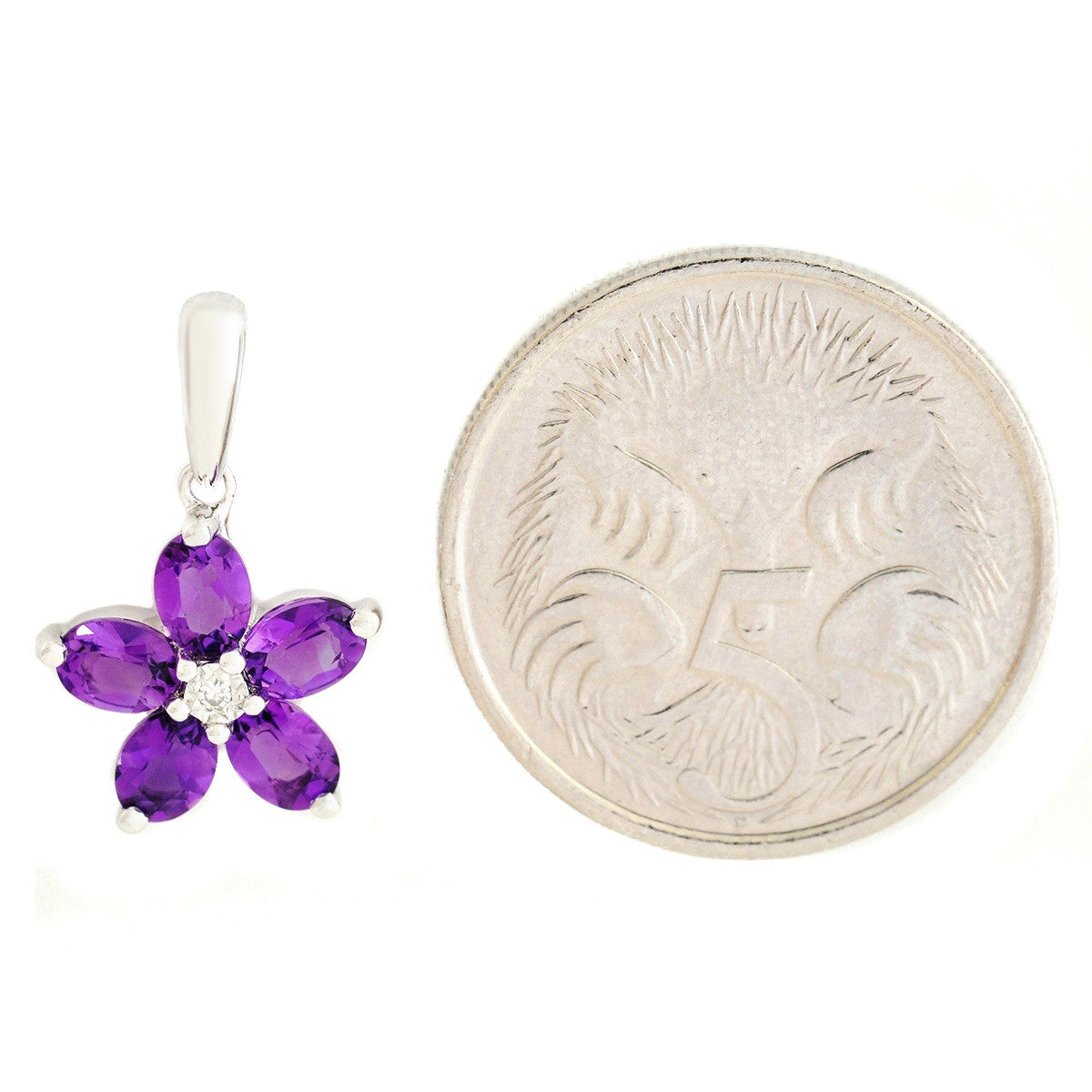 9K SOLID WHITE GOLD 0.70CT AFRICAN AMETHYST CLUSTER PENDANT WITH CENTRE DIAMOND.