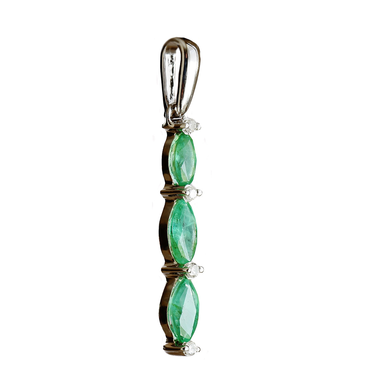 9K SOLID WHITE GOLD 0.45CT NATURAL EMERALD PENDANT WITH FOUR DIAMONDS.