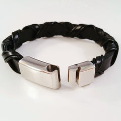 MEN'S BLACK BRAIDED WRAP COW HIDE LEATHER BRACELET WITH POLISHED STAINLESS STEEL CLASP