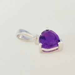 9K SOLID WHITE GOLD 0.50CT NATURAL AMETHYST AND DIAMOND PENDANT.