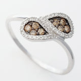 9K SOLID WHITE GOLD 8 NATURAL CHAMPAGNE DIAMOND & 38 WHITE DIAMOND RING.