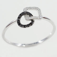 9K SOLID WHITE GOLD NATURAL 13 BLACK DIAMOND & 16 WHITE DIAMOND RING.
