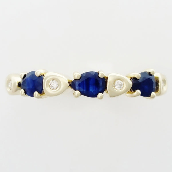 9K SOLID GOLD 0.50CT NATURAL AUSTRALIAN PEAR CUT SAPPHIRE RING WITH 4 DIAMONDS.