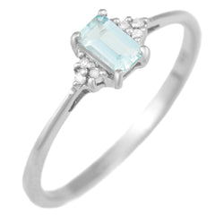 9K SOLID WHITE GOLD 0.30CT NATURAL EMERALD CUT AQUAMARINE + 6 DIAMOND RING.