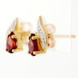 9K SOLID GOLD 0.45CT NATURAL GARNET AND DIAMOND STUD EARRINGS.