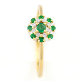 9K SOLID GOLD 0.15CT EMERALD CLUSTER RING WITH 8 DIAMONDS.