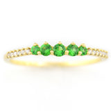9K SOLID GOLD 0.30CT NATURAL GREEN GARNET RING WITH 12 DIAMONDS.
