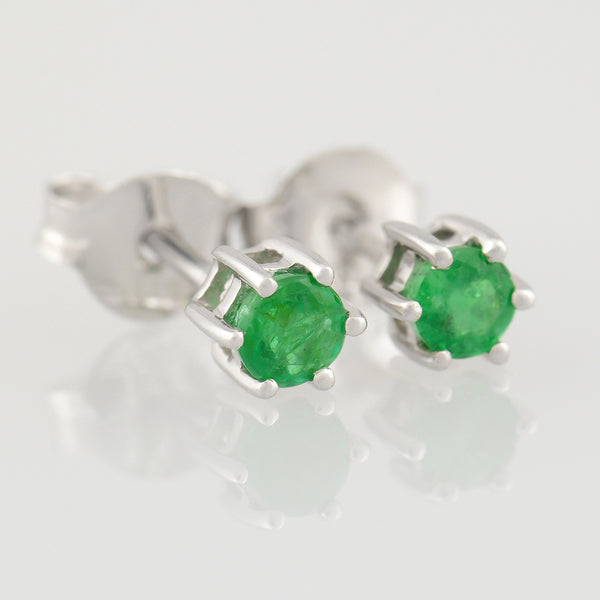 9K SOLID WHITE GOLD 0.30CT NATURAL EMERALD CLASSIC STUD EARRINGS.