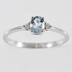9K SOLID WHITE GOLD 0.30CT NATURAL OVAL AQUAMARINE RING WITH 2 DIAMONDS.