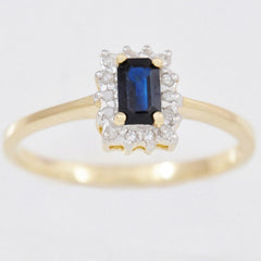 9K SOLID GOLD VINTAGE INSPIRED 0.40CT NATURAL SAPPHIRE RING WITH 14 DIAMONDS.
